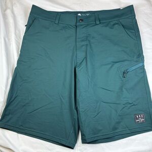 NRS Men's Aqua Green Guide Shorts Size 34 NWOT